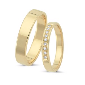Ringe aus 14 Karat Gold - 7 Brillanten. Kampagne "Süße Liebe